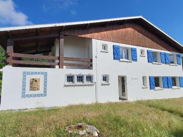 Vente maison 8 pièces Saint Pierre du Mont 40
