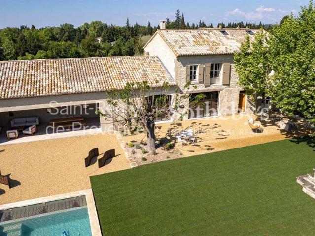 Vente maison 8 pièces Saint Rémy de Provence 13