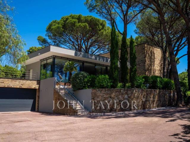 Vente maison 8 pièces Sainte Maxime 83