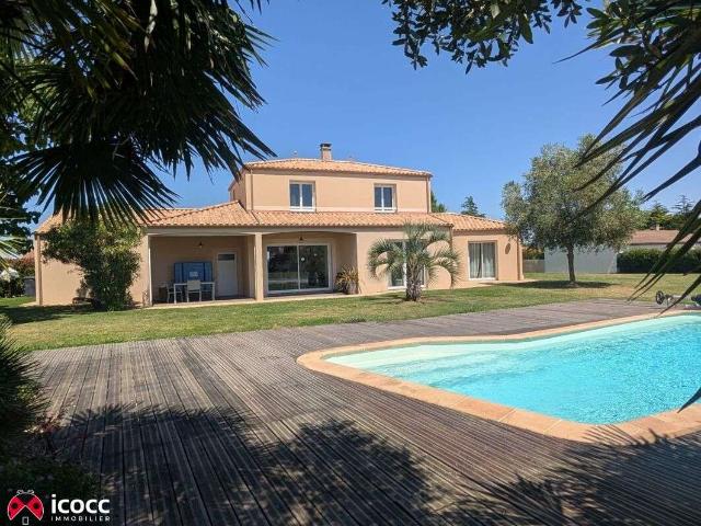 Vente maison 8 pièces Sainte Hermine 85