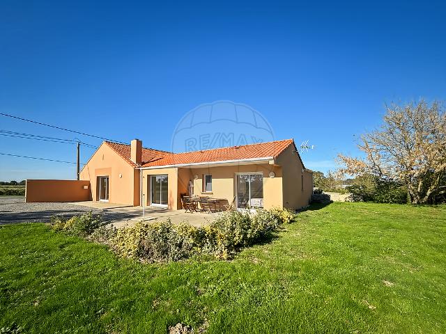 Vente maison 8 pièces Sainte Pazanne 44