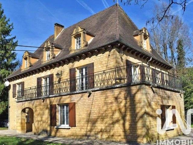 Vente maison 8 pièces Sarlat la Canéda 24