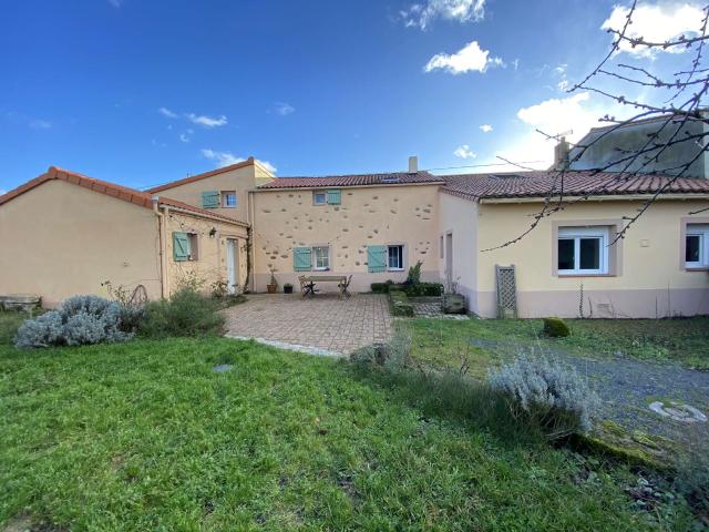 Vente maison 8 pièces Sèvremoine 49