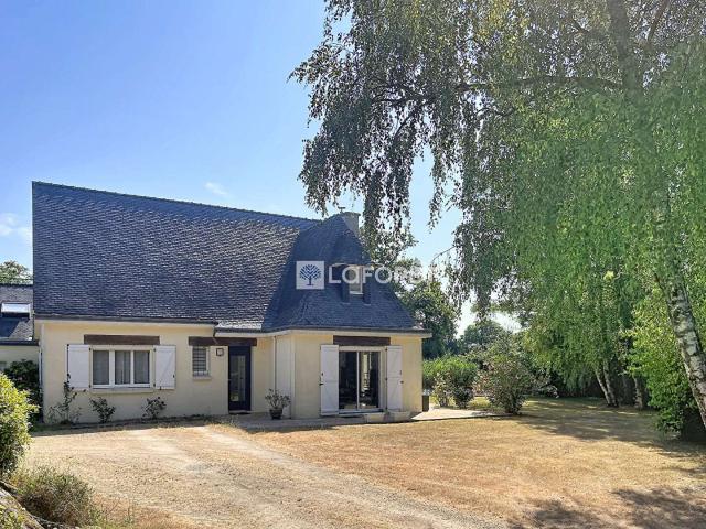 Vente maison 8 pièces Plumergat 56