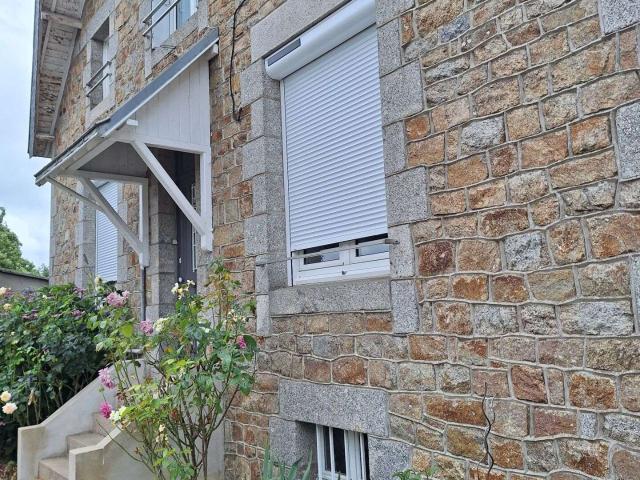 Vente maison 8 pièces Ploumagoar 22