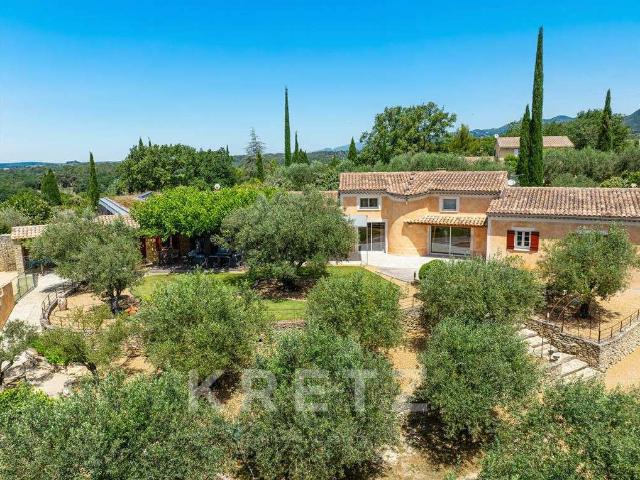 Vente maison 8 pièces Puyméras 84