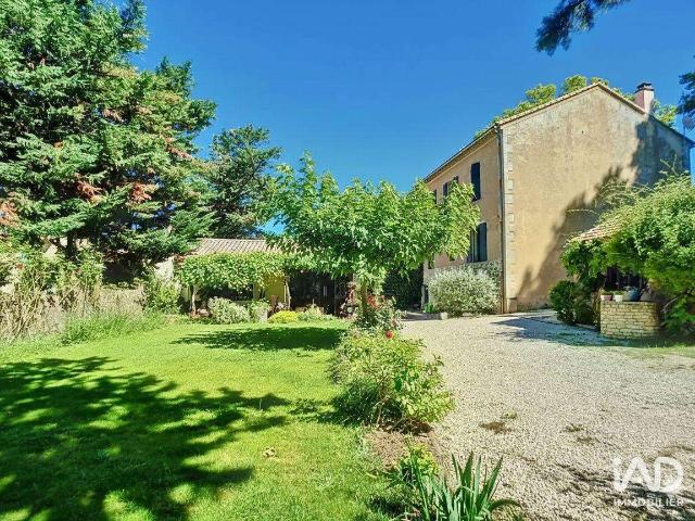 Vente maison 8 pièces Robion 84