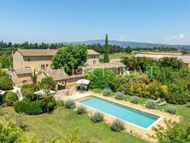 Vente maison 8 pièces Robion 84
