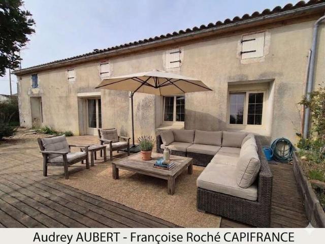 Vente maison 8 pièces Tonnay Boutonne 17