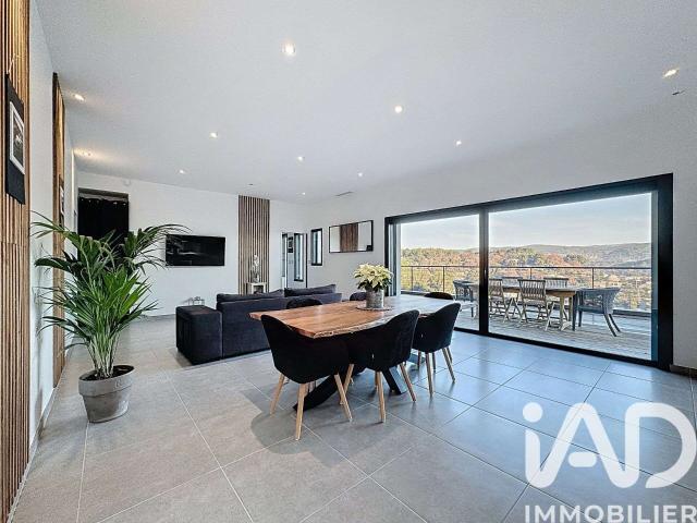 Vente maison 8 pièces Trans en Provence 83