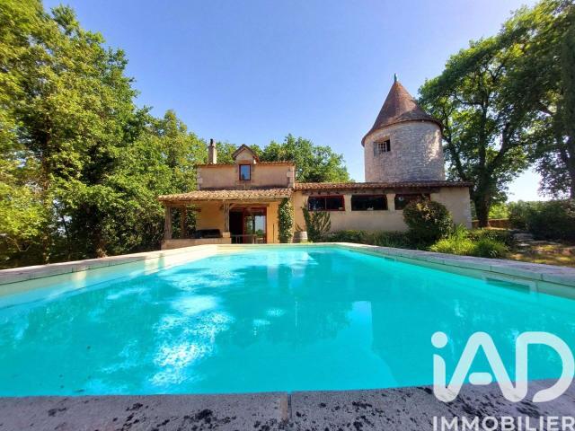 Vente maison 8 pièces Vélines 24