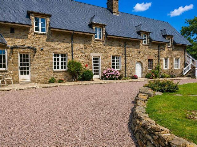 Vente maison 8 pièces Villebaudon 50