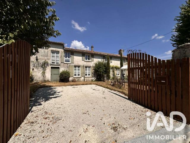 Vente maison 8 pièces Villemain 79