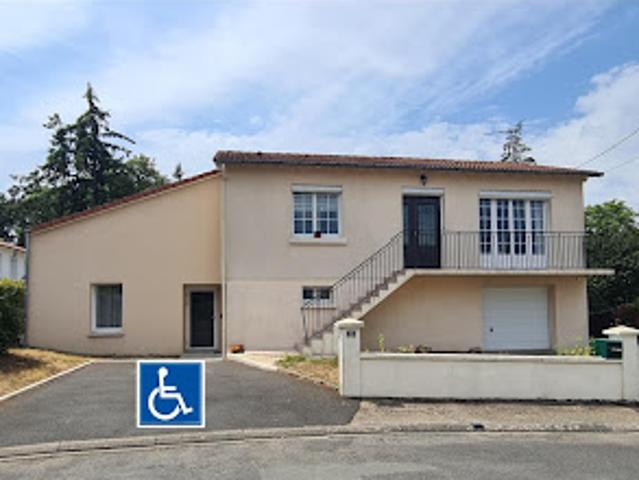 Vente Maison 8 pièces 107 m2 Bressuire