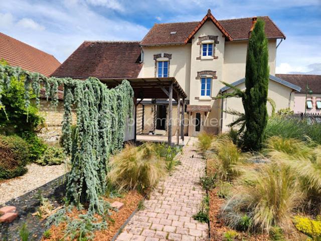 Vente Maison 9 pièces 125 m2 Neuvy Sautour