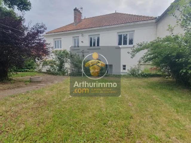 Vente Maison 9 pièces 136.8 m2 Paulx