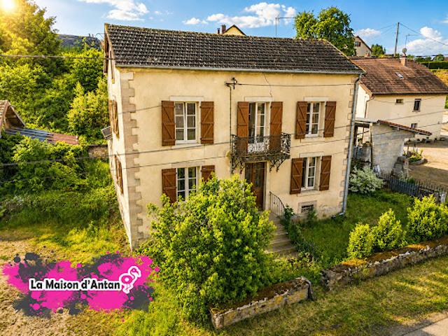 Vente Maison 9 pièces 148.6 m2 Fougerolles Saint Valbert
