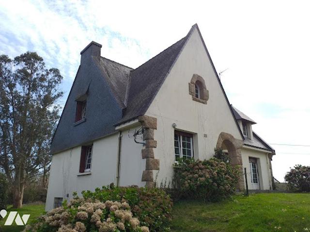 Vente Maison 9 pièces 150 m2 Locqueltas