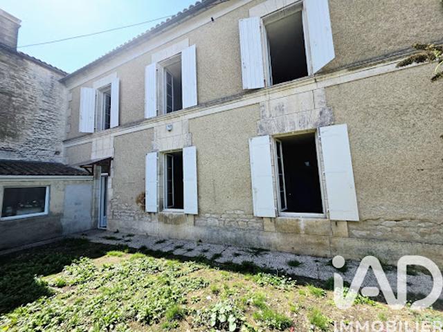 Vente Maison 9 pièces 153 m2 Douzat