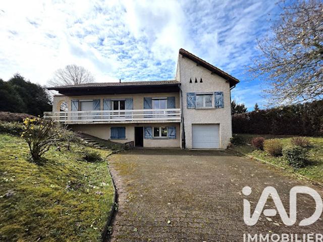 Vente Maison 9 pièces 165 m2 Pionsat