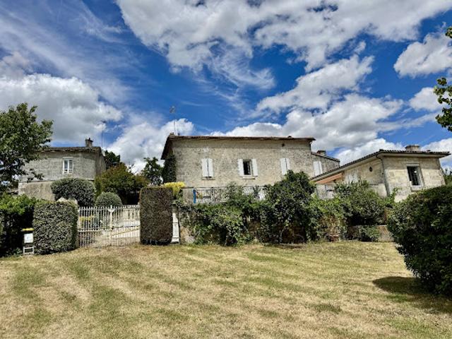 Vente Maison 9 pièces 160 m2 Mouthiers sur Boëme