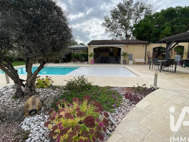 Vente Maison 9 pièces 161 m2 Bouniagues