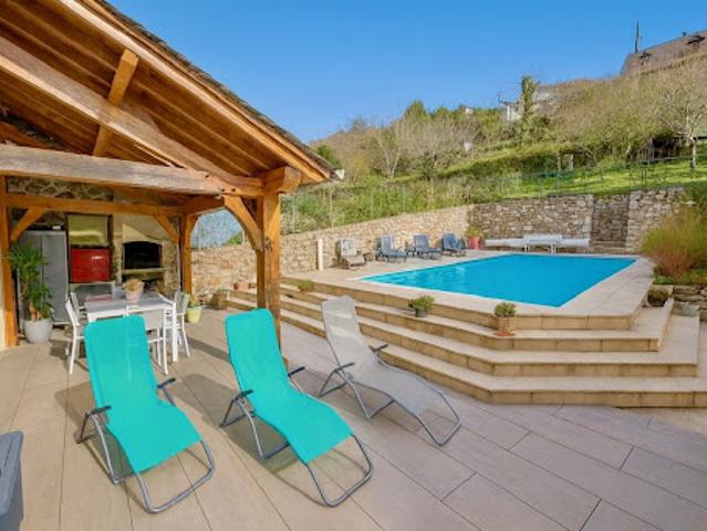 Vente Maison 9 pièces 175 m2 Entraygues sur Truyère