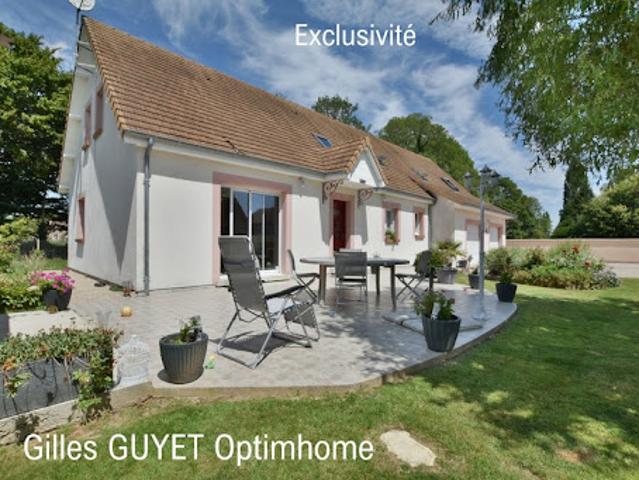 Vente Maison 9 pièces 177 m2 Bernay