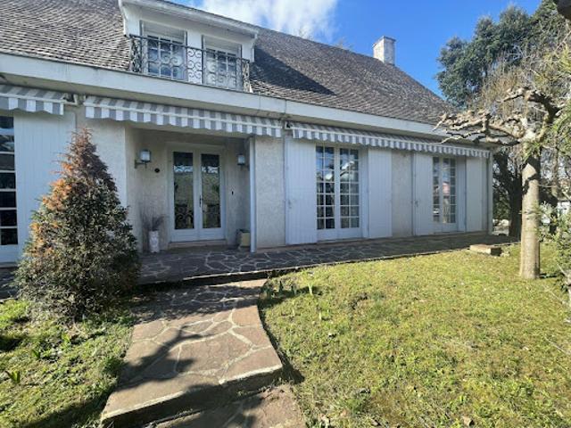Vente Maison 9 pièces 178 m2 Marmande