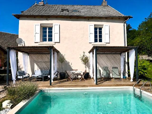 Vente Maison 9 pièces 170 m2 Cransac