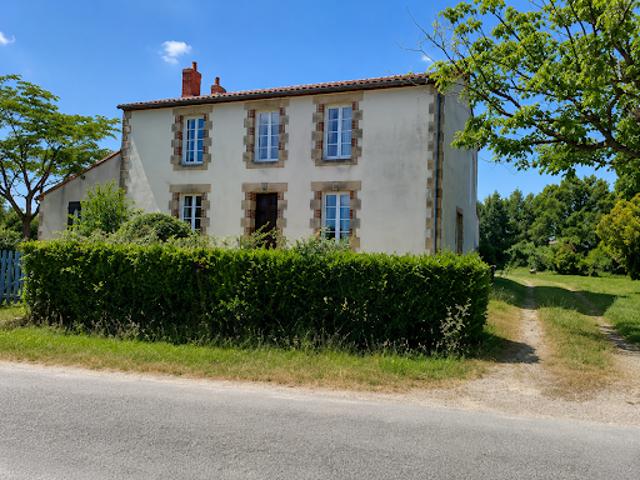 Vente Maison 9 pièces 170 m2 Les Clouzeaux