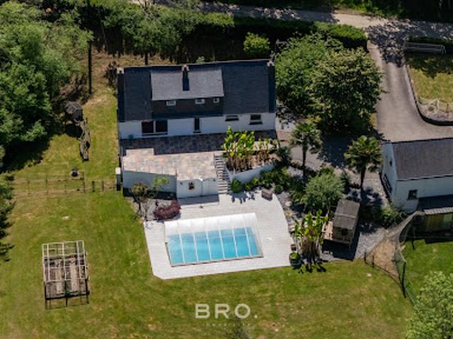 Vente Maison 9 pièces 184 m2 Saint Jean Brévelay