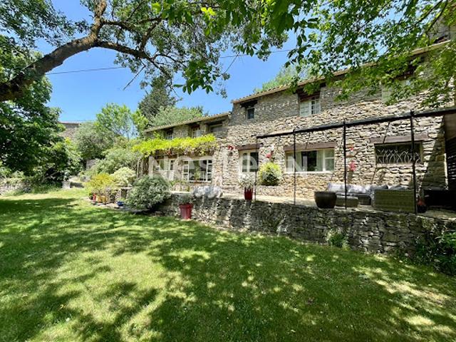 Vente Maison 9 pièces 185 m2 Mas des Cours