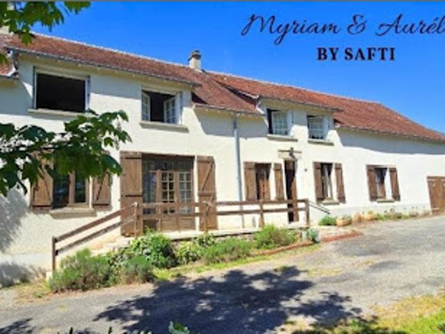 Vente Maison 9 pièces 185 m2 Les Grands Chézeaux