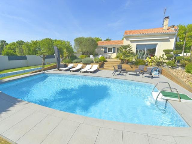 Vente Maison 9 pièces 188 m2 Royan