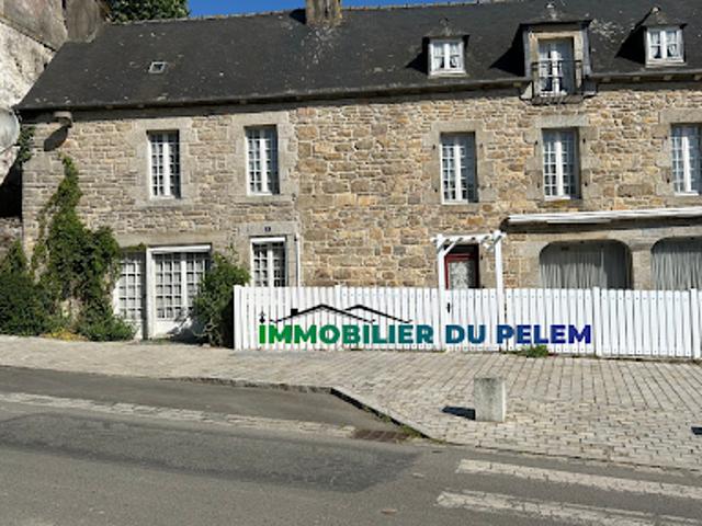 Vente Maison 9 pièces 180 m2 Saint Nicolas du Pélem