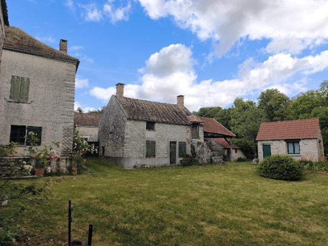 Vente Maison 9 pièces 181 m2 Vayres sur Essonne