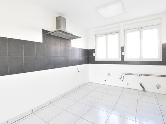 Vente Maison 9 pièces 195 m2 Remilly