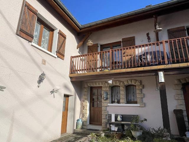 Vente Maison 9 pièces 196 m2 Saint Joire