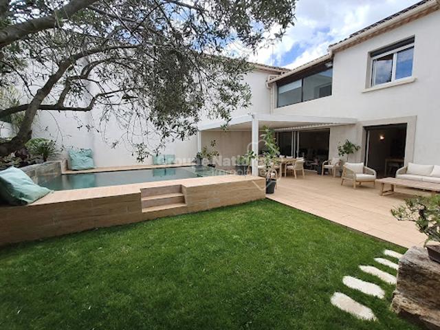 Vente Maison 9 pièces 197 m2 Vendargues