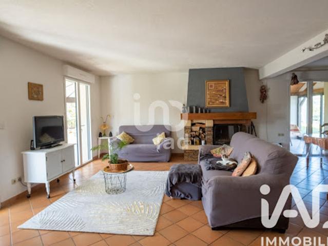 Vente Maison 9 pièces 191 m2 Vernou la Celle sur Seine