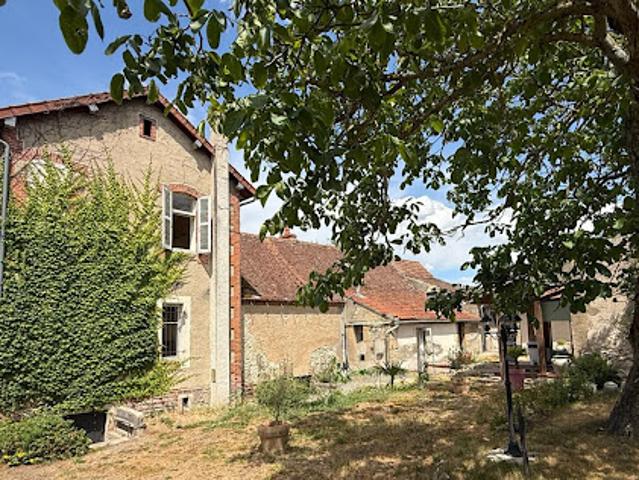 Vente Maison 9 pièces 205 m2 Moulins