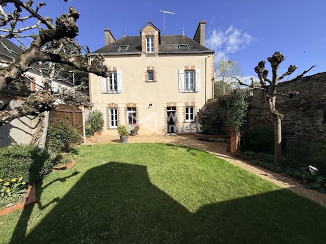 Vente Maison 9 pièces 205 m2 Chateaubriant