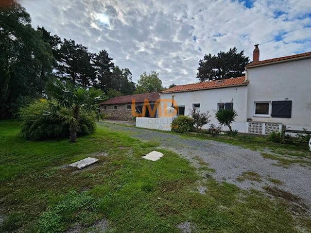 Vente Maison 9 pièces 205 m2 Frossay