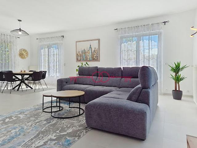 Vente Maison 9 pièces 200 m2 Gueux