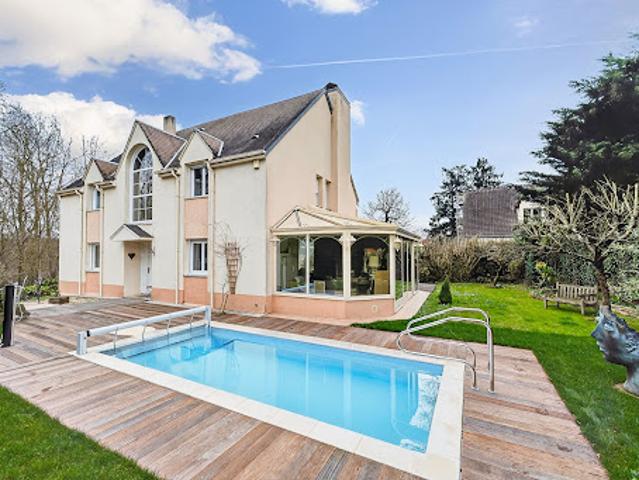 Vente Maison 9 pièces 200 m2 Les Loges en Josas