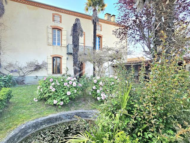 Vente Maison 9 pièces 200 m2 Les Pujols