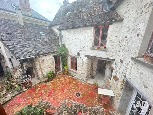 Vente Maison 9 pièces 200 m2 Saint Sulpice de Favières