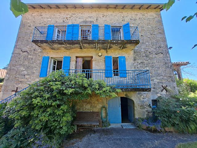 Vente Maison 9 pièces 200 m2 Sousceyrac