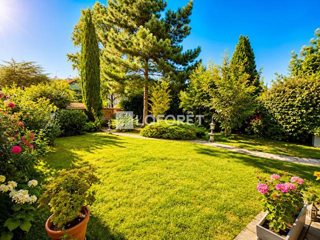 Vente Maison 9 pièces 200 m2 Villemomble